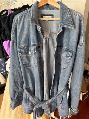 LOFT Light Wash Denim Jacket - Pale Blue